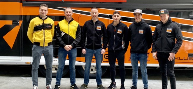 Stående Construct KTM MXGP går för Dunlop
