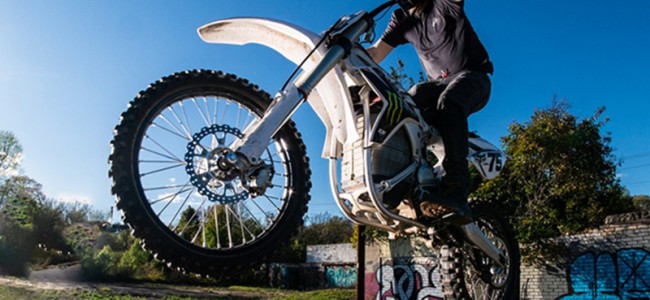 VIDEO: Josh Hill, the ultimate urban rider!
