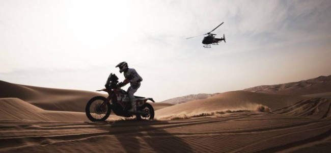 Four Belgians ride the Dakar Rally on motorcycles