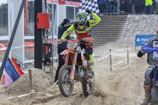 VIDEO: Relive the entire Junior Endurope race