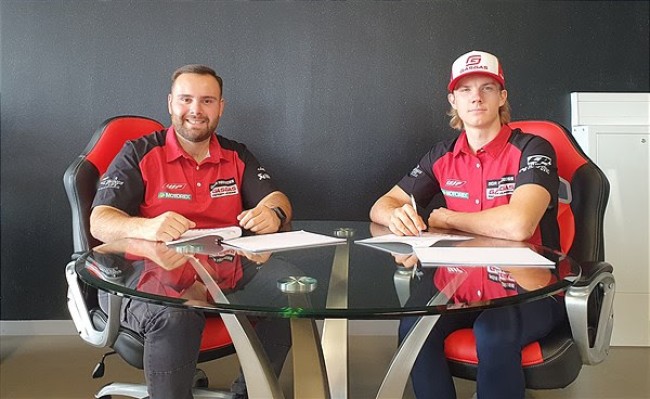 Isak Gifting signs with Team Diga Procross-GasGas