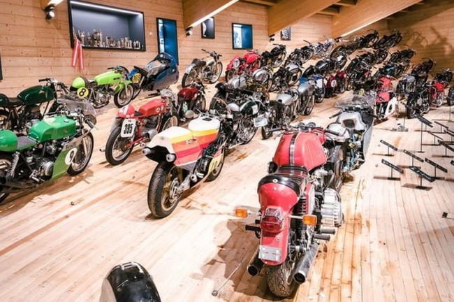 Important motorcycle collection goes up in flames