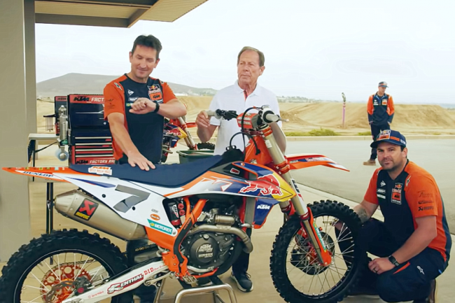 VIDEO: Aaron Plessingers första (roliga) utflykt på KTM