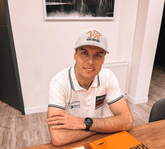 Jordi Tixier extends collaboration with KTM