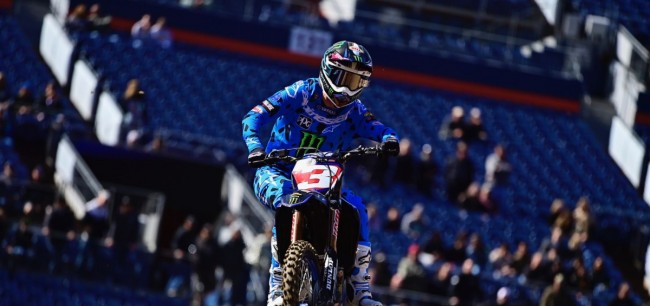 Eli Tomac extends but only for supercross