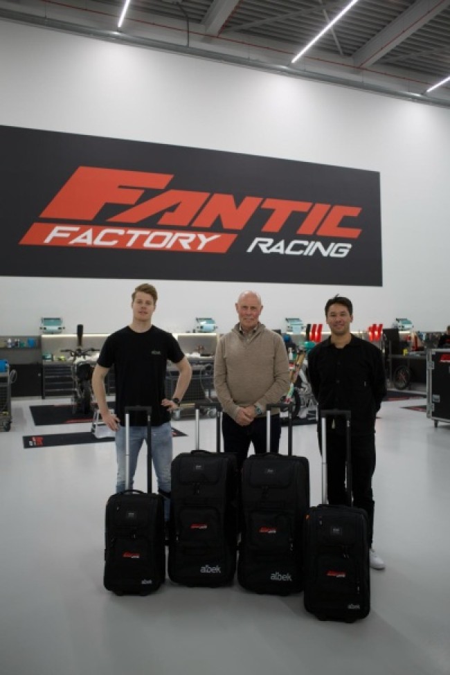 Fantic Factory Racing Team MXGP-WILVO se reunió con Albek