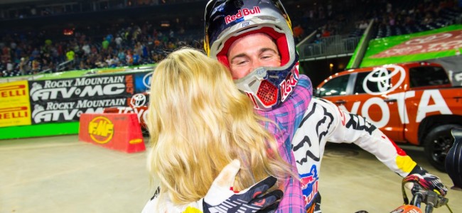 Photo Gallery: Second supercross title for Dungey!