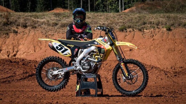 Video: Barcia and his first meters on Suzuki!