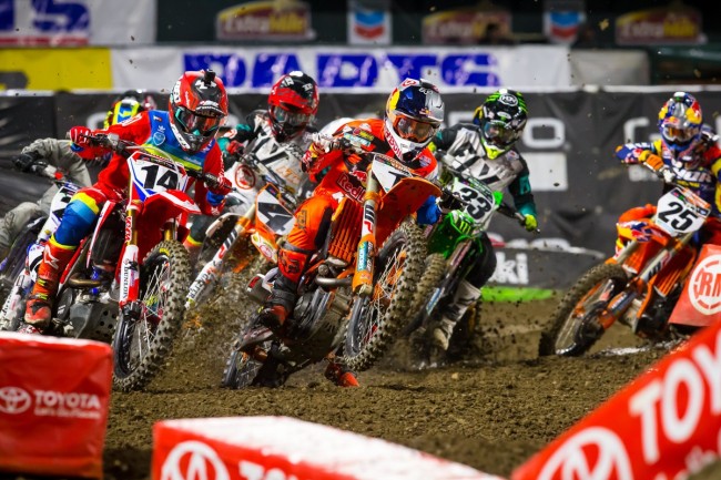Up-To-Know: Phoenix (Glendale) Supercross!
