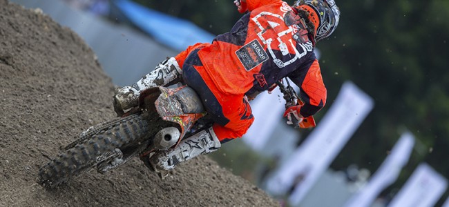 Nicholls and Watson at the party in Maxxis – Culham
