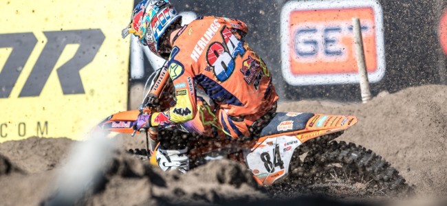 PHOTO: eating sand in Assen!