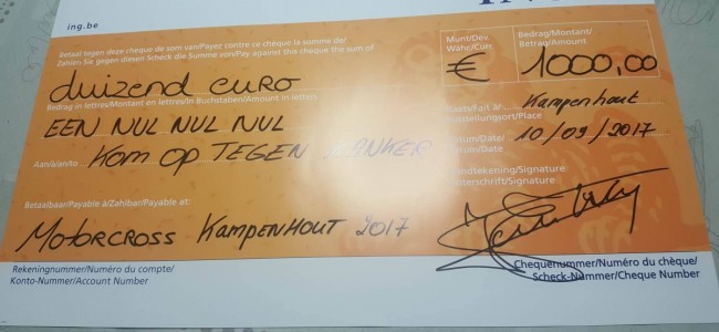Motocross Kampenhout donerar €1000 till Stand Up to Cancer!