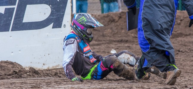 MXGP: Shoulder injuries for Searle and Vaessen.