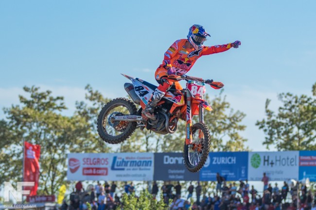 Herlings grinds opposition into pulp in Germany!
