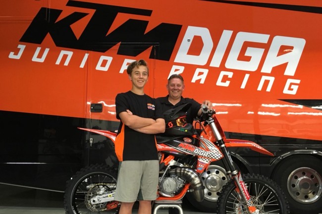 James Scott skriver på för KTM Diga Junior Racing
