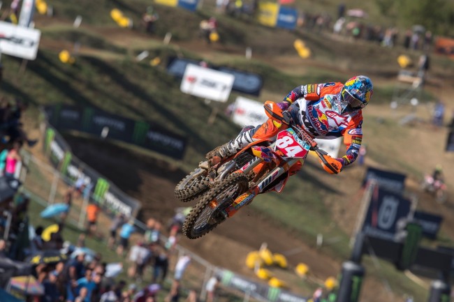 Herlings dominates competition again in MXGP of Bulgaria!