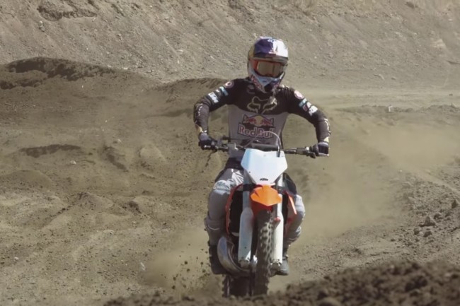 VIDEO: Ryan Dungey goes two-stroke!