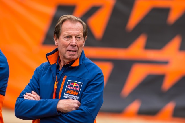 Roger DeCoster geht als KTM-Teamchef in den Ruhestand.