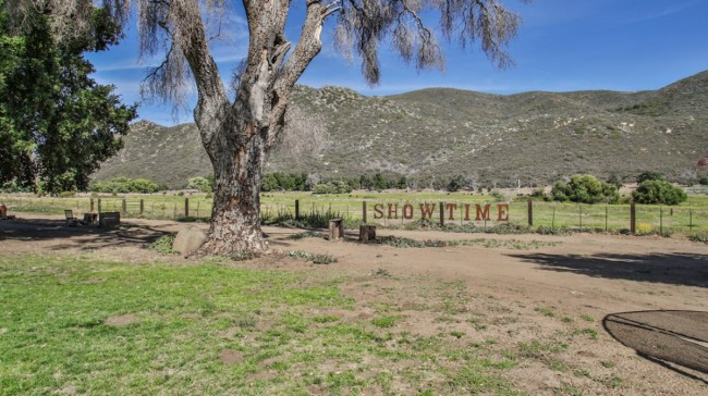 “King” Jeremy McGrath's ranch is for sale!