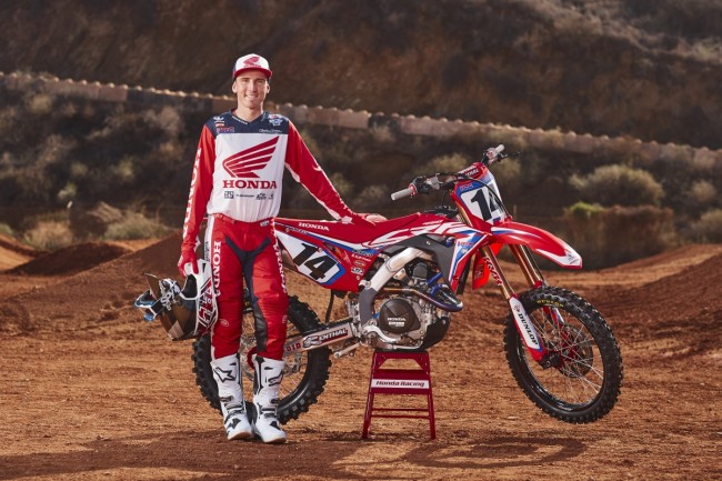 Cole Seely chooses 100%