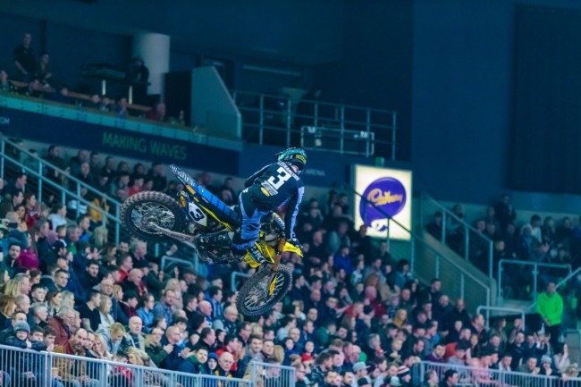 Arenacross final brought back to 1 evening!