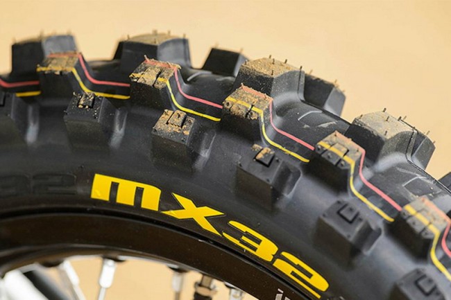 Technik: So tauschen Sie einen Motocross-Reifen aus!