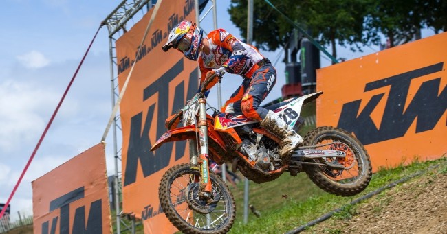 Tom Vialle extends his KTM contract for 2 years