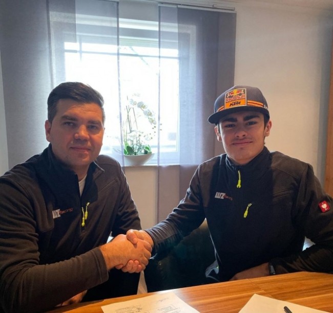 Lion Florian signs with WZ Racing!
