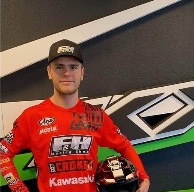 Davy Pootjes på en Kawasaki i MX2 World Championship
