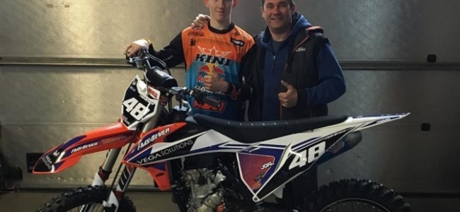 Adam Collings signs with Team FMX4Ever!