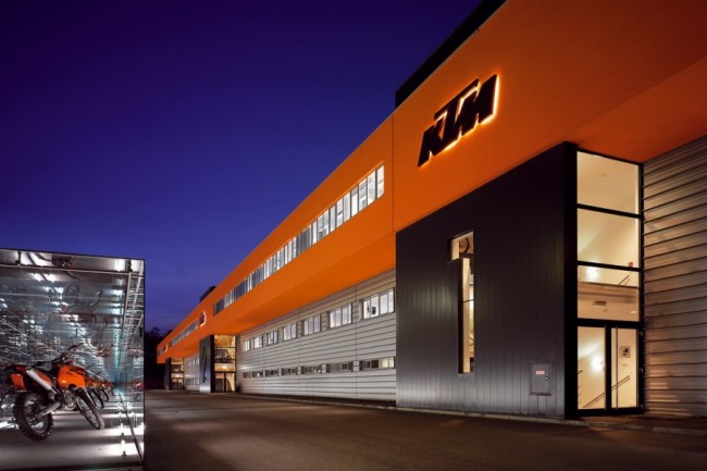 KTM, Husqvarna e GasGas chiudono la produzione fino al 10 aprile!