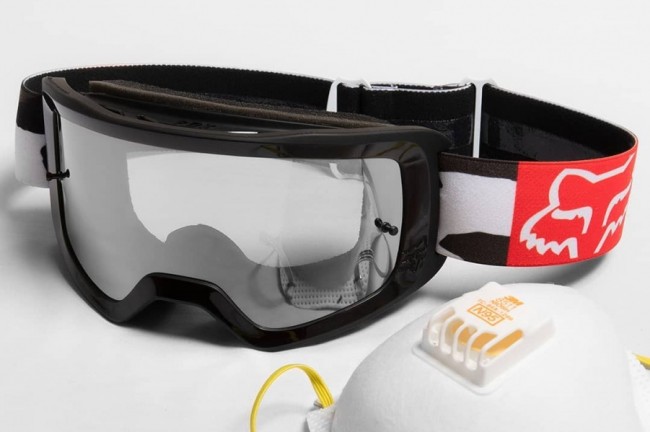 Fox donates motocross goggles to medical personnel!