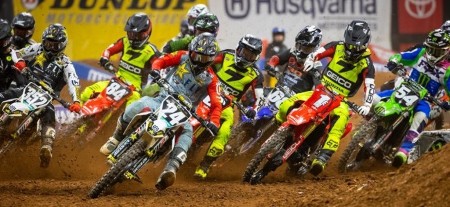 1300 people present during AMA Supercross