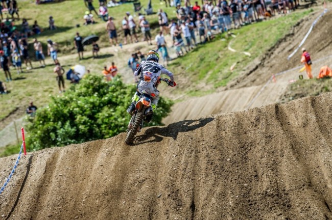VIDEO: Tom Vialle and Rene Hofer in top form in the Czech Republic