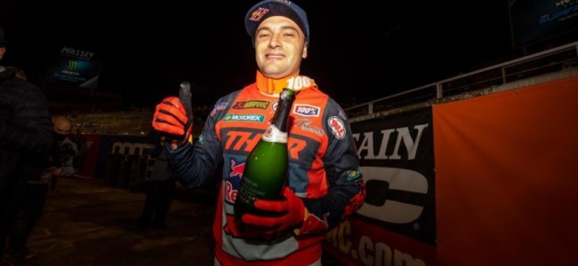 Cooper Webb wins on traditional suspension