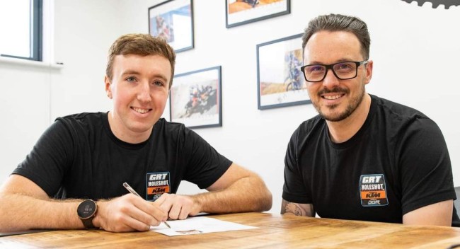 Jamie Carpenter signs with GRT Holeshot KTM