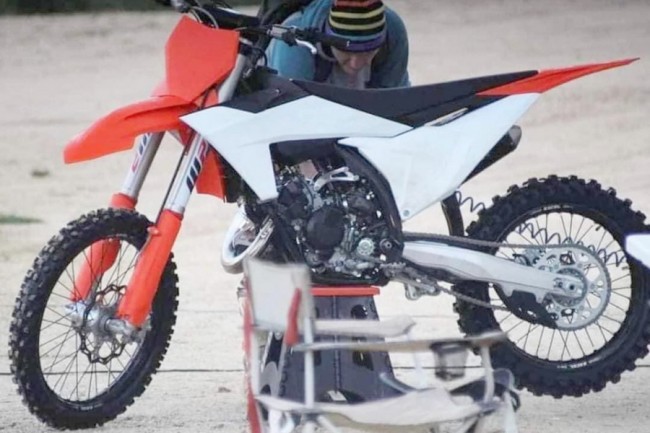 Will there be injection on KTM's two-stroke motocross bikes in 2023?