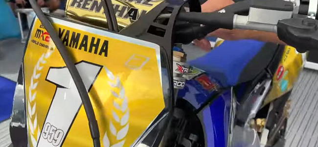VIDEO: de fabrieks Yamaha YZ250F van Maxime Renaux