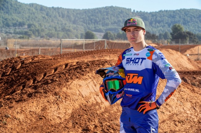 Still a crack in Liam Everts' middle finger