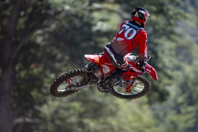 Ruben Fernandez wants to get the red plate