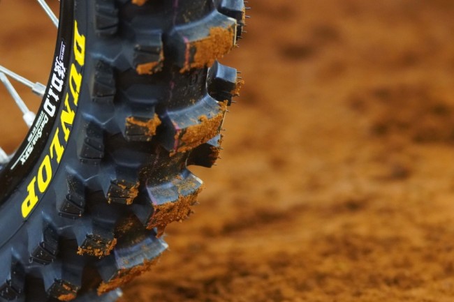 Dunlop will soon launch the successor to the MX33