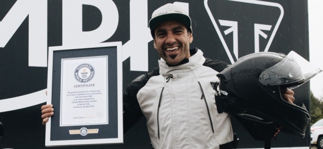 Iván Cervantes recorre una distancia récord con una Triumph Tiger 1200 GT