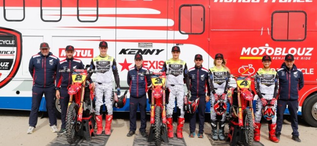 Team SR-Honda with four riders in the CFS