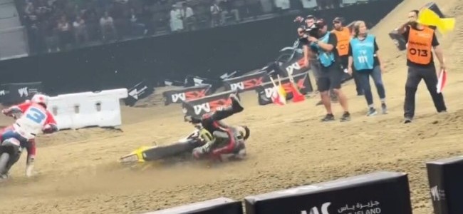 VIDEO: Roczen's crash at the WSX in Abu Dhabi