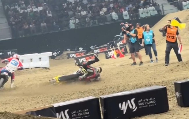 VIDEO: De crash van Roczen tijdens de WSX in Abu Dhabi