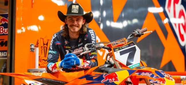 Aaron Plessinger extends contract with KTM
