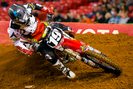 Wil Hahn won his very first SX victory at the Lites!!!