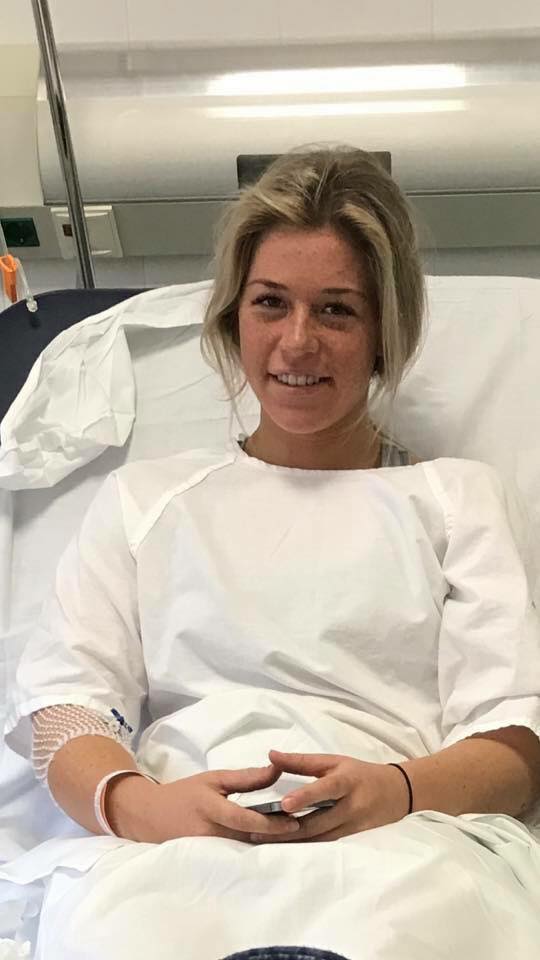 Nancy Van de Ven Breekt scheen