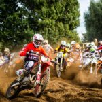 Waarom is motorcross zo onvoorspelbaar?