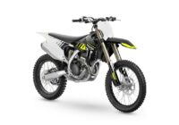 De details van de Triumph TF 250-X wereldkundig gemaakt